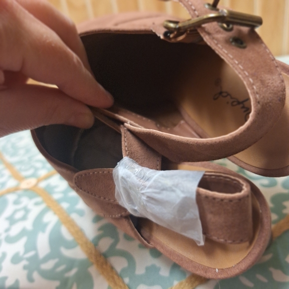 NEW Quipid brown suede "feel" pointed toe, buckle strap sandle heeled boots 6.5 - Picture 3 of 16